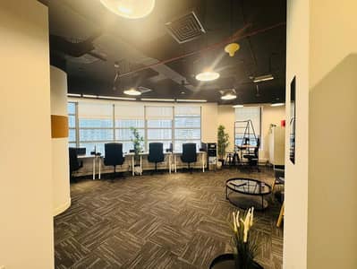 مکتب للايجار في الخليج التجاري، دبي - Silver Tower Office Main Workspace. jpg مکتب للايجار في الخليج التجاري، دبي - Silver Tower Office Main Workspace. jpg