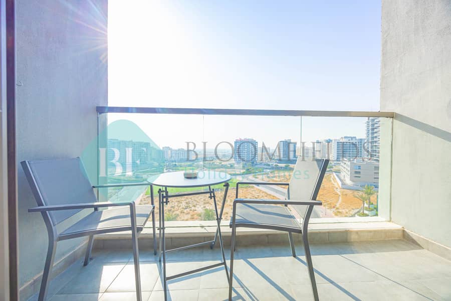 3 Balcony 2. jpg
