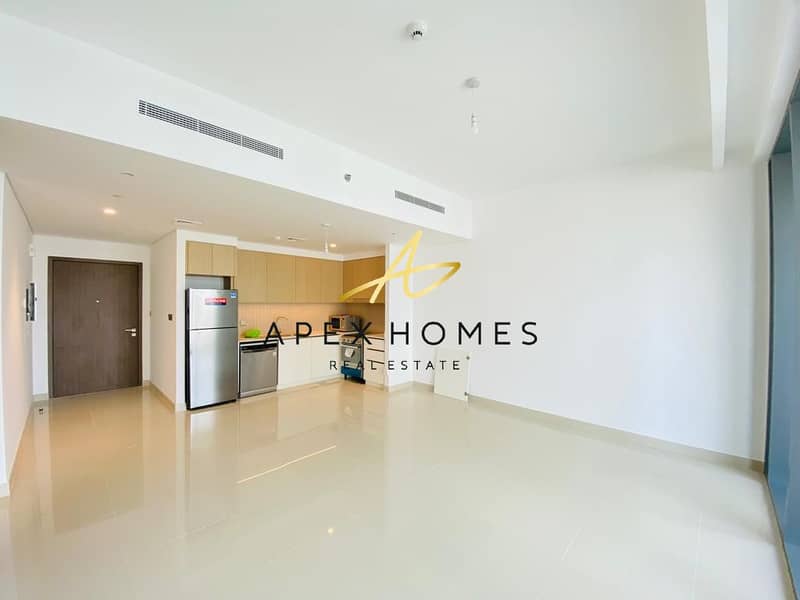 Investor Special|Mid Floor|Stunning Boulevard View Investor Special|Mid Floor|Stunning Boulevard View
