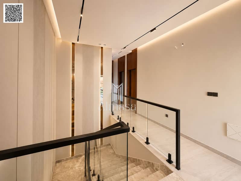 21 E911F7B6-0EEC-450E-80B2-2C24EE12C764. png
