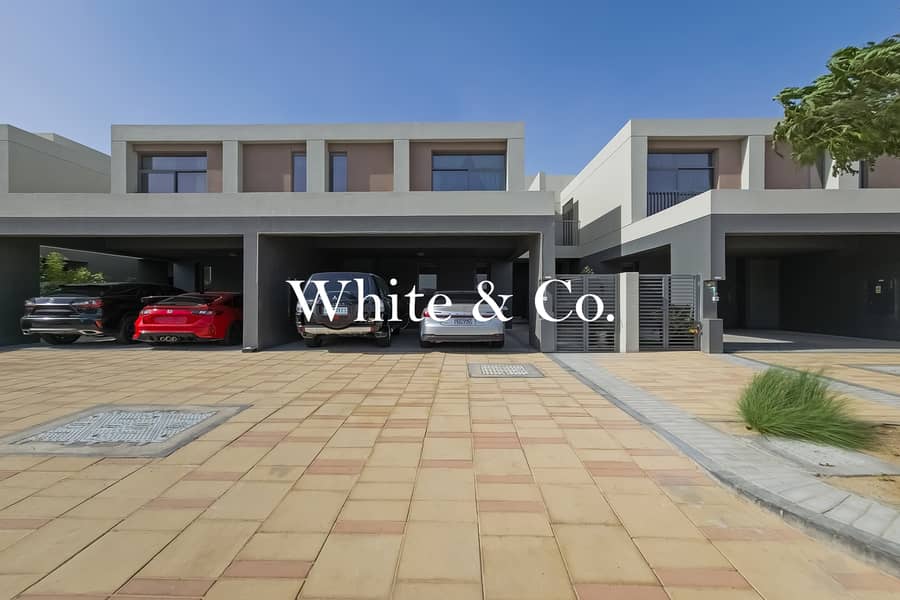 Premium Villa | Genuine Sale | Great Deal Premium Villa | Genuine Sale | Great Deal