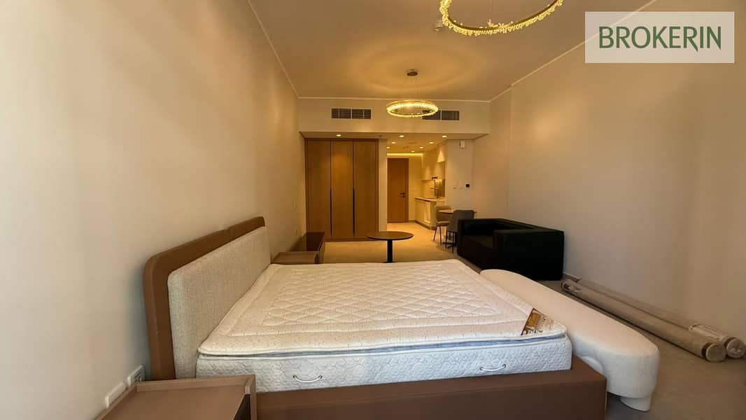 Spacious Brand New Studio + Modern Fully Furnished