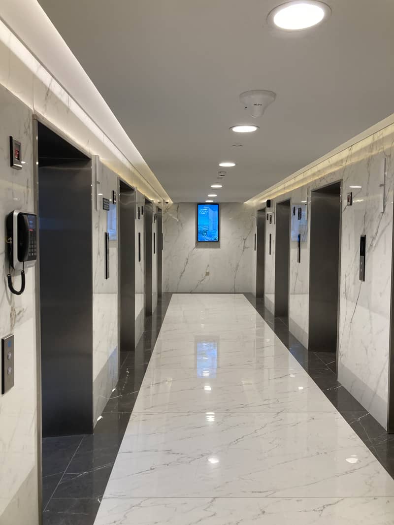 26 805 lift 4. jpg