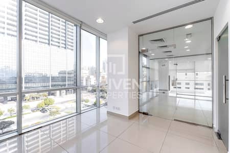 Office para en Alquiler en Sheikh Zayed Road, Dubai - Oficina en Sheikh Zayed Road,Emaar Business Park,Emaar Business Park Building 4, 540075 AED - 15471116 Office para en Alquiler en Sheikh Zayed Road, Dubai - Oficina en Sheikh Zayed Road,Emaar Business Park,Emaar Business Park Building 4, 540075 AED - 15471116