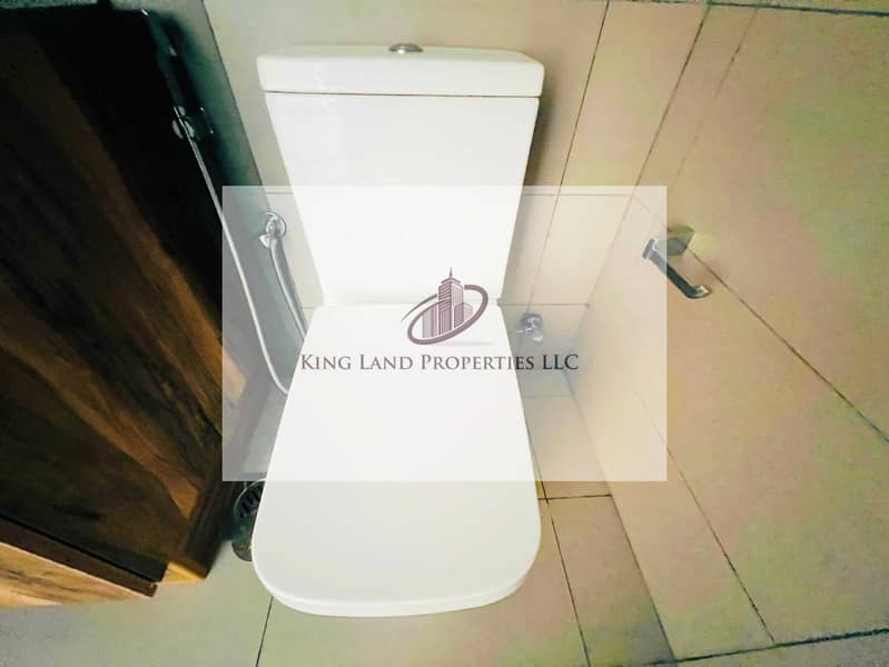 10 4858ac05-8835-4c58-921d-f54afc2f663f. jpg