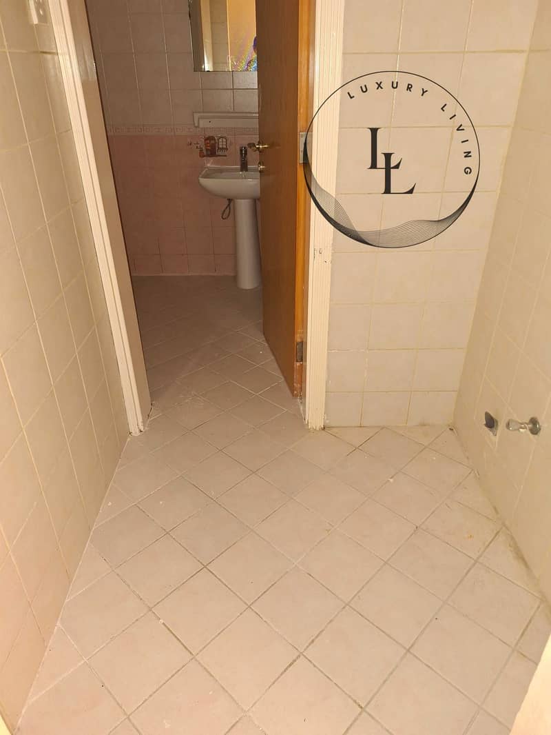 9 72263. jpg