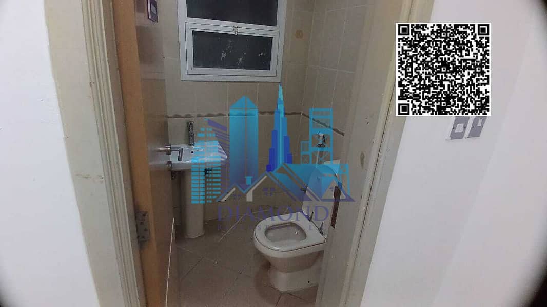 12 WhatsApp Image 2025-10-29 at 11.48. 48. jpeg