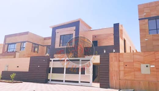 Elegant new design villa on a commercial street Elegant new design villa on a commercial street