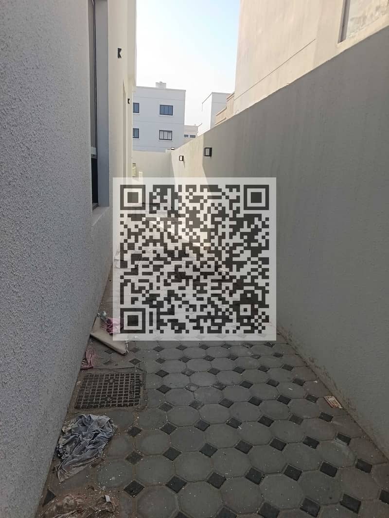 9 1000438098. jpg
