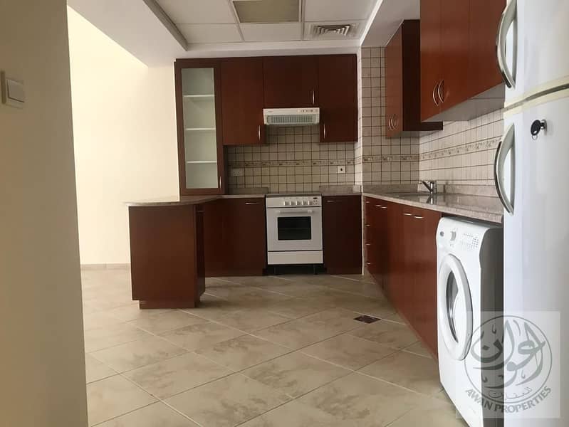 2 Kitchen. jpeg