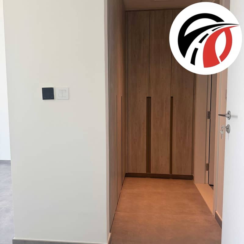 Spacious 1 BHK | Balcony & Open Views | New Building - Image 4