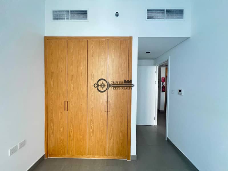 9 144459. jpg