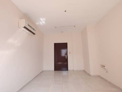 1 chambre Appartement à à louer à Abu Shagara, Sharjah - 164353. jpg