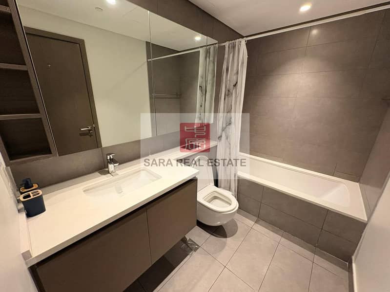 13 2 Bathroom. jpeg