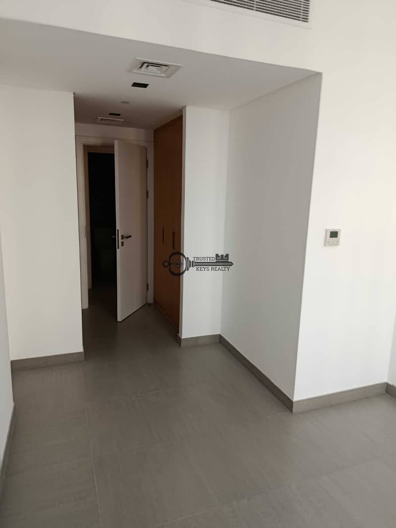 3 122777. jpg