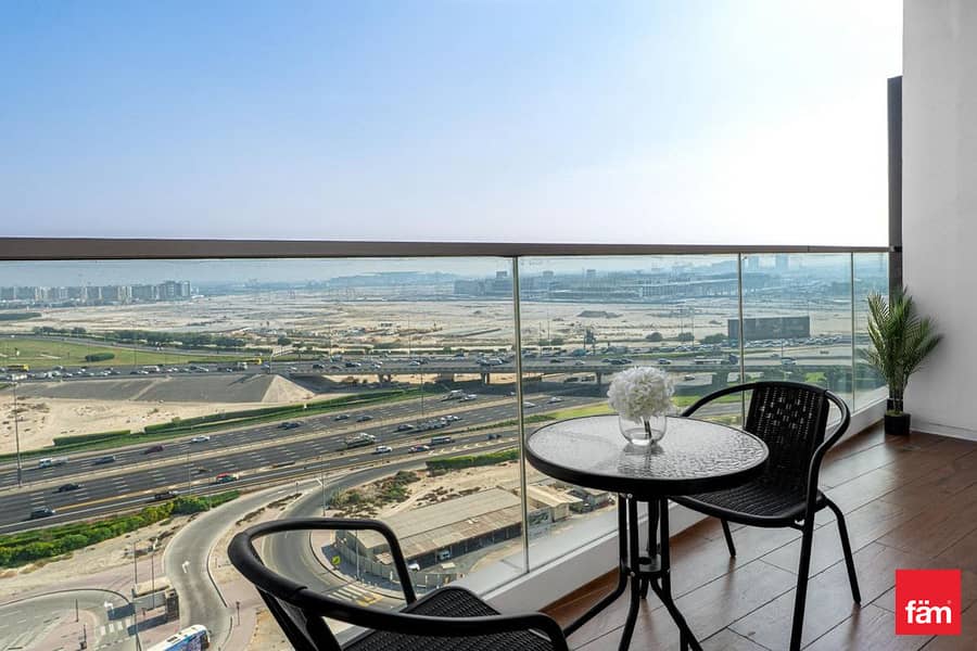 Hot Deal | Huge 1br | Jacuzzi Terrace | Ready - Image 11