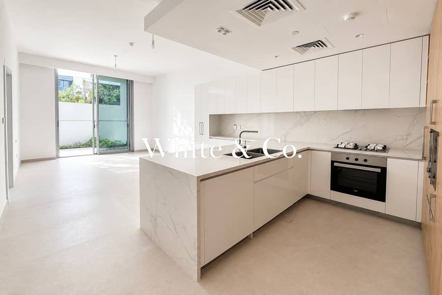 Premium Quality | Vacant | Best Priced Premium Quality | Vacant | Best Priced
