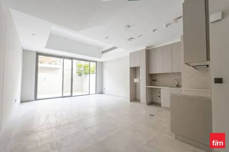 3 Bedroom Townhouse for Sale in Mohammed Bin Rashid City (MBR City), Dubai - Larger Plot | Close To Padel | Walkable Community 3 Bedroom Townhouse for Sale in Mohammed Bin Rashid City (MBR City), Dubai - Larger Plot | Close To Padel | Walkable Community
