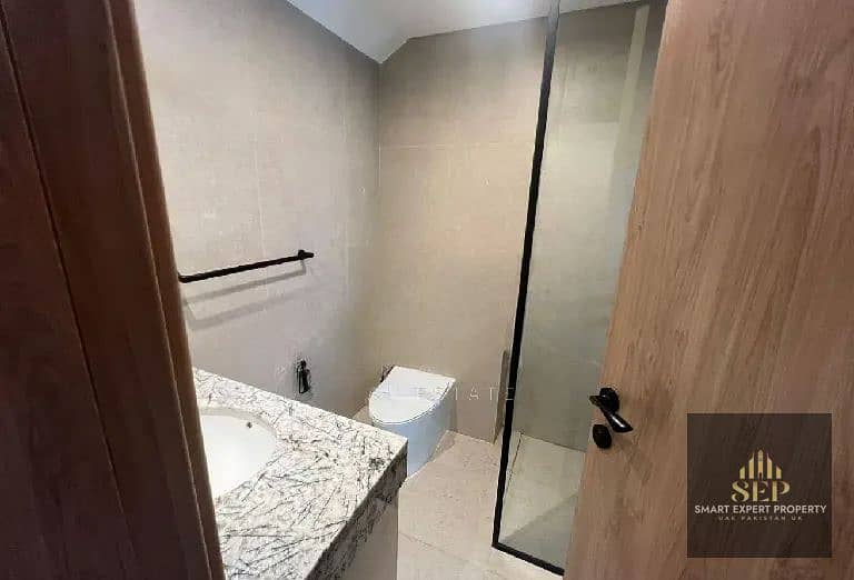 5 aiwatermarkremover_9a039b5d49b08596d6be82c0ff3b7b67-Photoroom. png