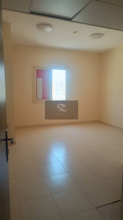 Studio for Rent in Muwaileh Commercial, Sharjah - 83cb4d9d-fb64-4003-afdf-c39c01989cea. jpg