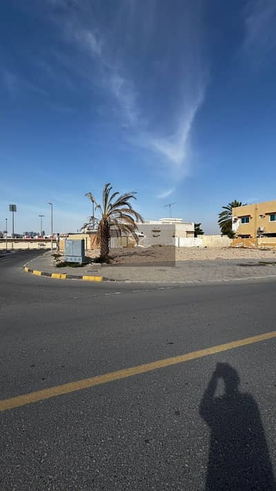 Plot for Sale in Al Hazannah, Sharjah - 4f74bda2-348a-4543-85f5-dac7b784e69f. jpg