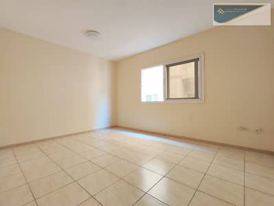 2 habitaciones Apartamento para en Alquiler en Al Qasimia, Sharjah - c9685791-7c92-435d-9465-a17c40c9f4eb. jpeg