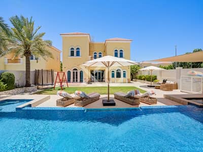 3 Bedroom Villa for Sale in Jumeirah Park, Dubai - Exclusive | Corner Plot | 8000 sqft Garden 3 Bedroom Villa for Sale in Jumeirah Park, Dubai - Exclusive | Corner Plot | 8000 sqft Garden