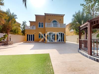 5 Bedroom Villa for Rent in Jumeirah Park, Dubai - Large Plot | Large Layout | Vacant 5 Bedroom Villa for Rent in Jumeirah Park, Dubai - Large Plot | Large Layout | Vacant