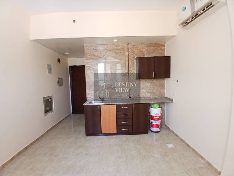 5 57590. jpg