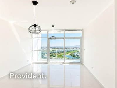 Estudio para en Alquiler en DAMAC Hills, Dubai - Apartamento en DAMAC Hills，Carson - The Drive，Carson Tower A, 44999 AED - 15482576