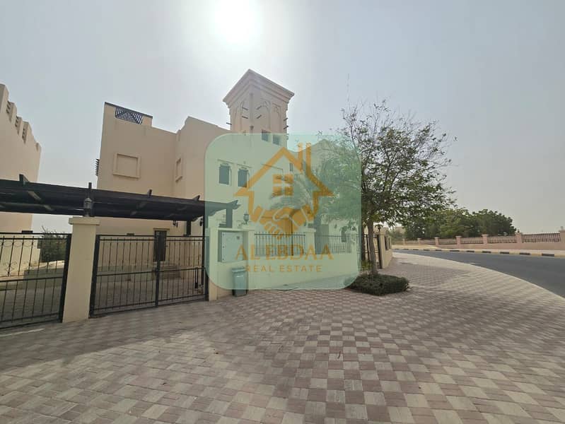 2 WhatsApp Image 2025-08-15 at 10.23. 11_1e399e95. jpg