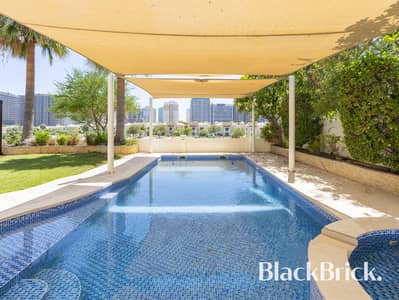 5 Bedroom Villa for Rent in Dubai Sports City, Dubai - Fully Upgraded | Golf Course Views | Available Now