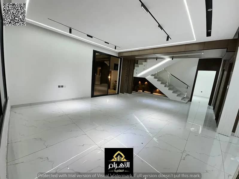 6 844125780-1066x800. webp