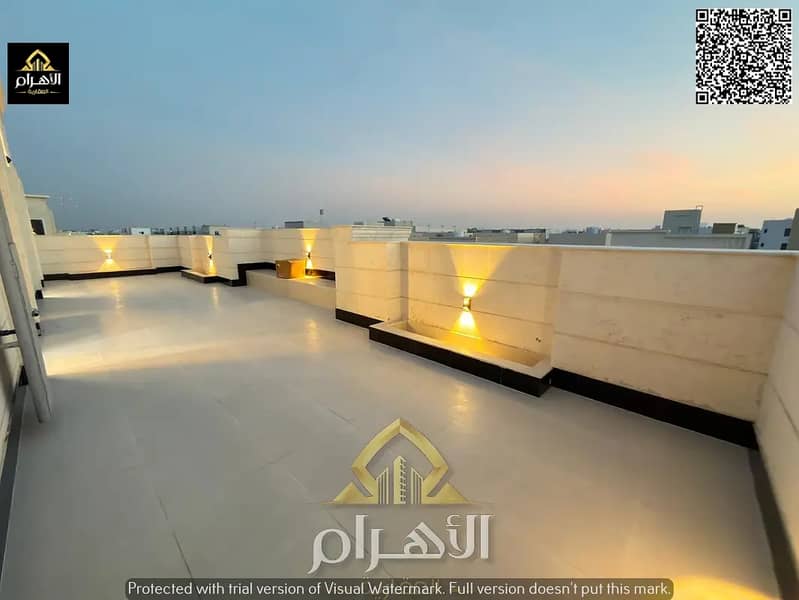 4 841201902-1066x800. webp
