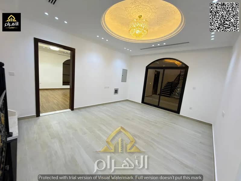 13 841202211-1066x800. webp