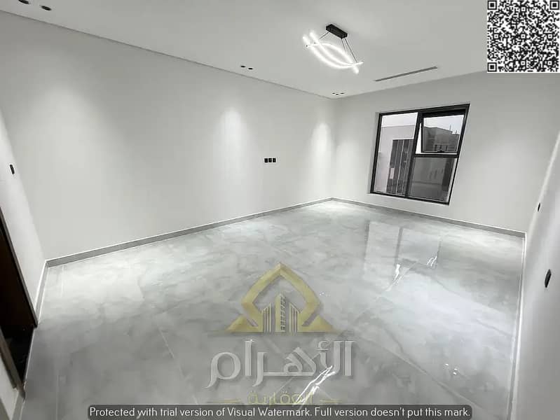 12 841136296-1066x800. png