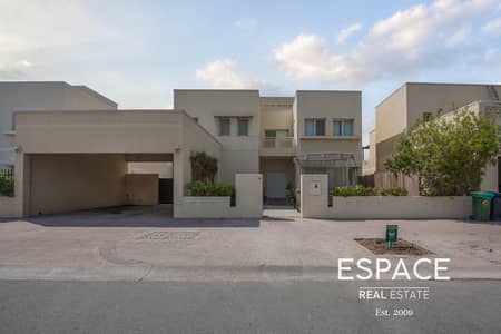 Exclusive and Upgraded Five Bedroom with Private Poold Upgraded five bedroom with privat Exclusive and Upgraded Five Bedroom with Private Poold Upgraded five bedroom with privat