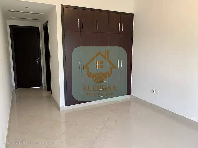 5 WhatsApp Image 2025-09-09 at 11.40. 34_fc517111. jpg