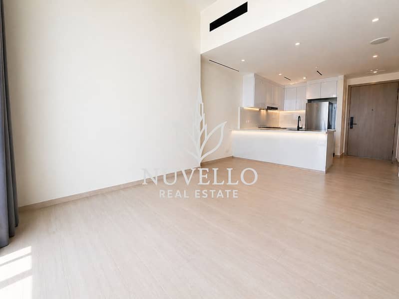 Tenanted | High Floor | Skyline Views Tenanted | High Floor | Skyline Views