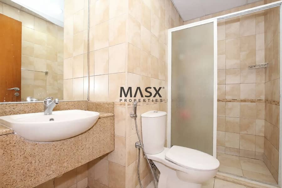 7 -bed25227-c869-4eba-98b1-d8ea5a33c485. png