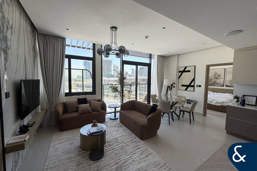 Brand New | Private Pool | 1 Bed Plus Study Brand New | Private Pool | 1 Bed Plus Study