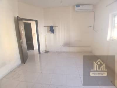 شقة 1 غرفة نوم للايجار في تجارية مويلح، الشارقة - WhatsApp Image 2026-06-14 at 11.15. 38 PM (5). jpeg شقة 1 غرفة نوم للايجار في تجارية مويلح، الشارقة - WhatsApp Image 2026-06-14 at 11.15. 38 PM (5). jpeg