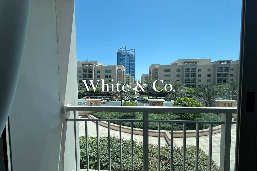 1 BD | Spacious | Study | Amazing View 1 BD | Spacious | Study | Amazing View