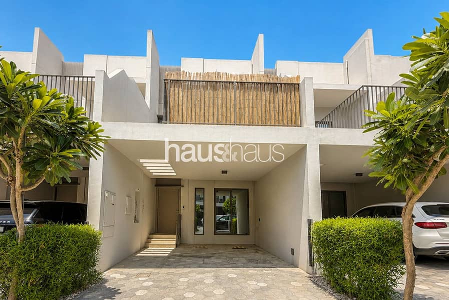 Vacant | Priced to Sell | Well Maintained Vacant | Priced to Sell | Well Maintained