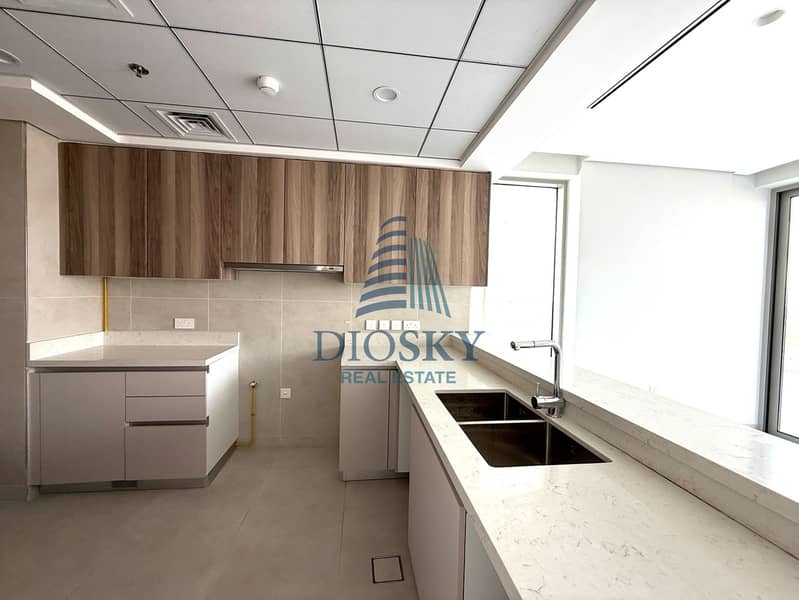 3 Image 3