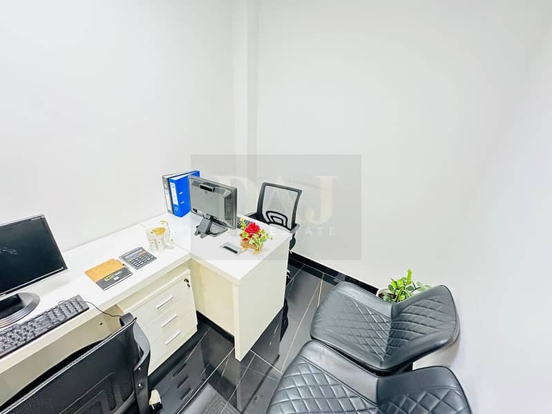 10 ddb32a12-76ad-48cd-affc-5d8cc1ba86a9. jpg
