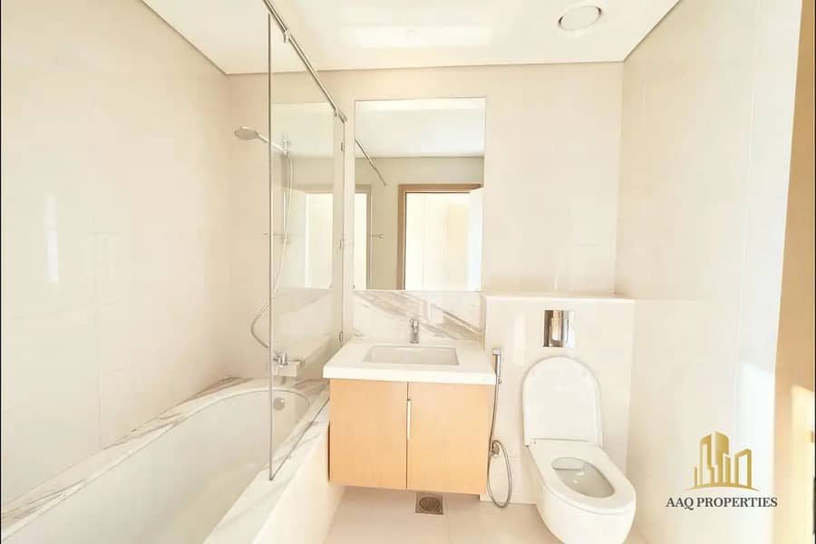 13 827881343-1066x800-Photoroom. png