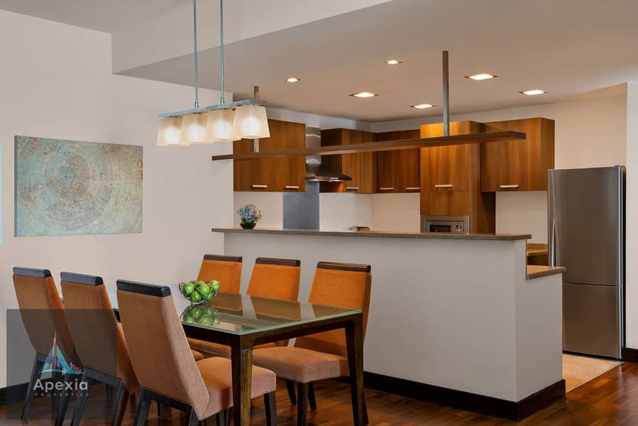 16 Deluxe Two Bedroom Apartment_Dining & Kitchen. jpg