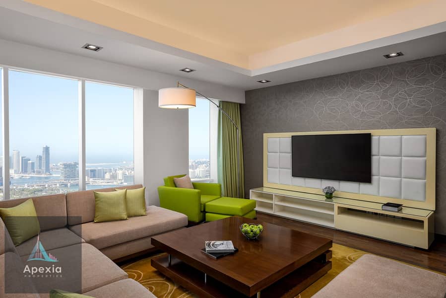 3 Deluxe Three Bedroom Penthouse_Living Room. jpg