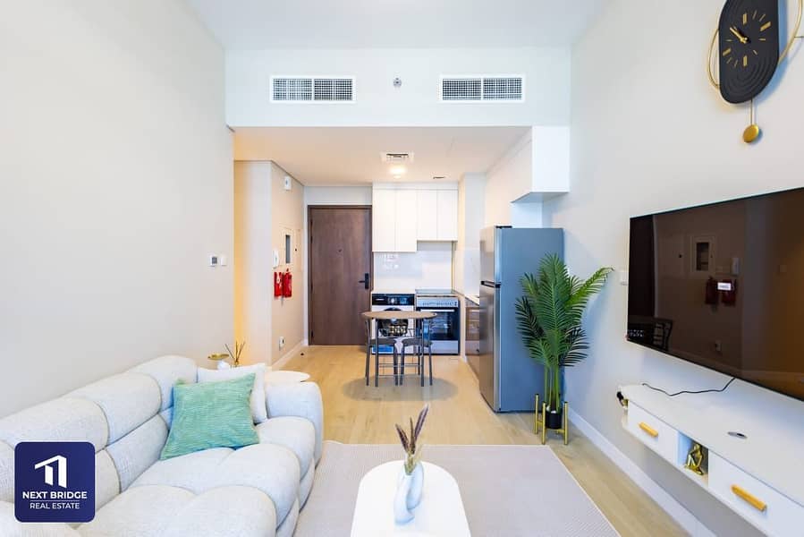 Fully Furnished | Unique Layout | Spacious - Image 3